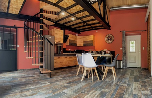Marigny-Marmande House | Gite Détente 5 Étoiles Loft Industriel Hammam, Sauna et spa