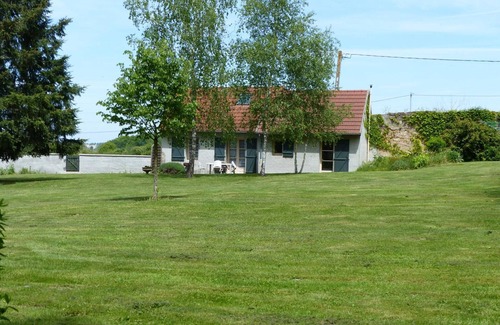 Dompierre-sur-Besbre Cottage | Gite Dompierre-sur-Besbre, 2 bedrooms, 4 persons