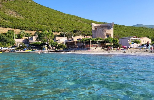 Pietracorbara Apartment | Gite Foret Casa Caminu Cortina