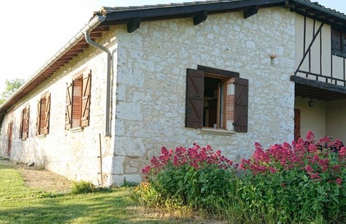Gimat House | Gite Gimat, 2 bedrooms, 6 persons