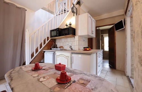 Colonard-Corubert House | Gite in the heart of the Perche, with garden, 2 terraces and 2 beds, Le Pierra