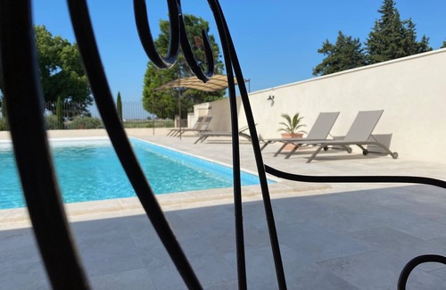 Fontvieille Cottage | Gite L'Olivier 3 * with swimming pool in a Mas Provençal in the heart of Provence