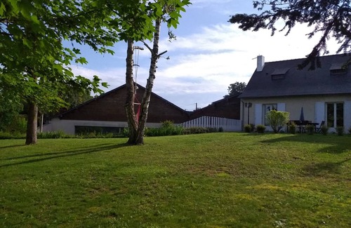 Breze House | Gite le Clos Ferré SWIMMING POOL TENNIS