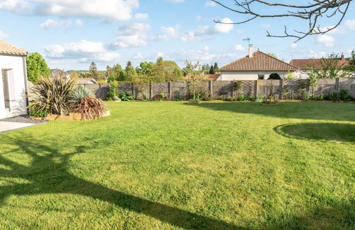 Saint-Mesmin Apartment | Gîte * 🌿 Le Mesminois - Well-being, nature and comfort just a stone's throw from Puy du Fou