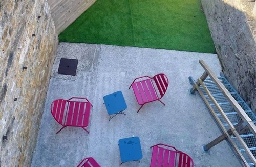 Lavigny House | Gîte Le Temps d'une vendange, at the foot of the vineyards and hiking trails