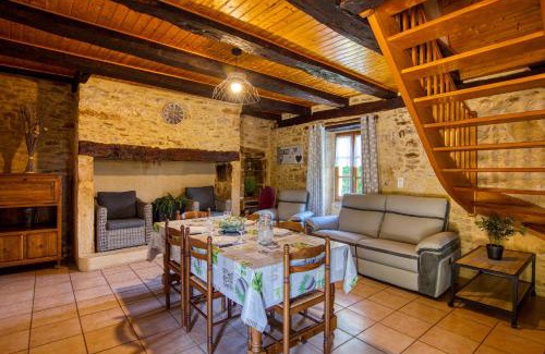Veyrignac House | GITE LES PIERRES CHAUDES