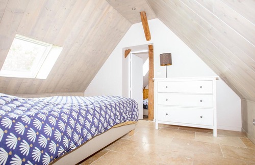 Sennevieres Cottage | Gite Sennevières, 8 bedrooms, 28 persons