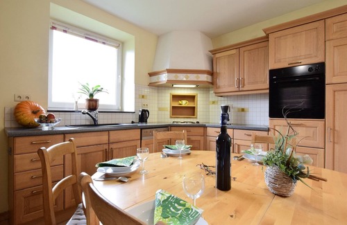 Tavigny Cottage | Gîte with lake view