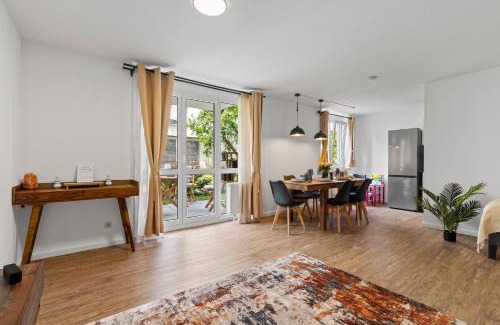 Kempten Apartment | Glücksfewo71, Garage,Innenstadt,Berge,Terrasse,5Personen