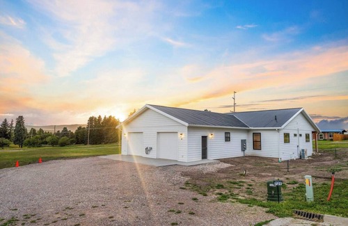 Polson House | Glacier Goat Haven