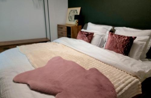 Cluj-Napoca Apartment | GLAMOUR Style Apartment