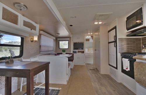 Alton House | Glamping in Utah - Close to the National Parks Zion and Bryce Canyon