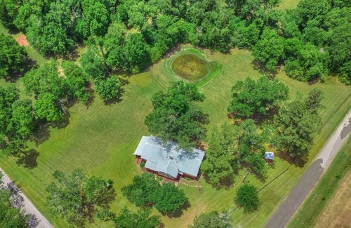 Navasota RV Rental | Glamping Resort Tent on a Honey Farm