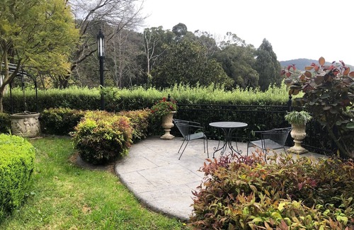 Sassafras Apartment | Glen Elborne-On The LAKE-Platypus/Lyrebirds/Wildlife/Walking Tracks