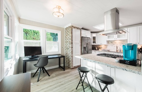 Glendora House | Glendora Getaway! Southern California home vacation rental.