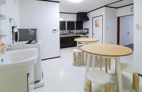 Minamiizu Apartment | GLOCE 南伊豆アウトドアベースキャンプ（ゲストハウス）