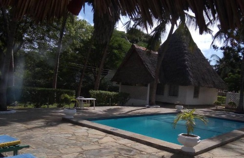 Diani Beach Villa | Glory Ocean Villas - Diani