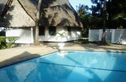 Diani Beach Villa | Glory Ocean Villas - Diani