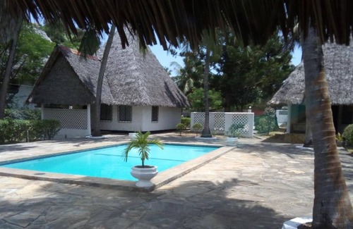 Diani Beach Villa | Glory Ocean Villas - Diani