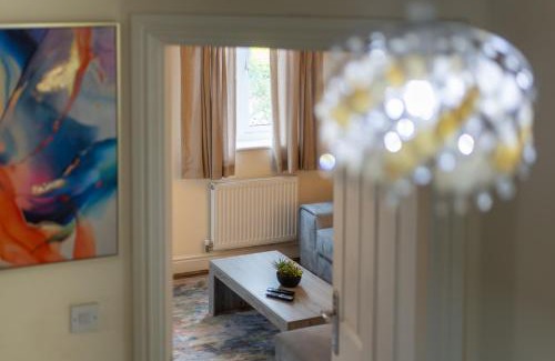 Gloucester House | Gloucester Home Away From Home