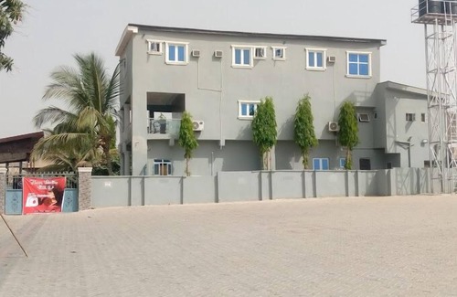Opebi Apartment | Goddis Apartment