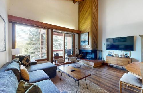 Truckee Apartment | Gold Bend Escape