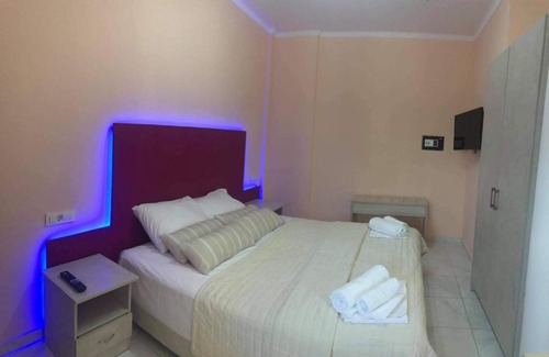 Kalamaki Apartment | Gold Center Suites