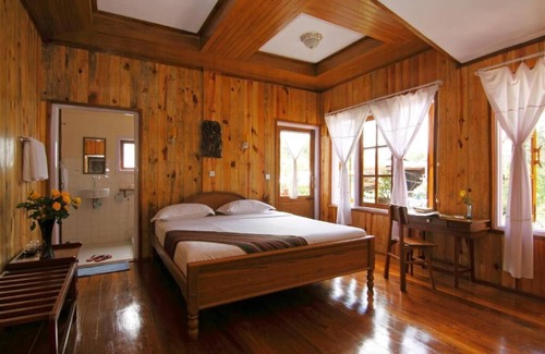 Yawnghwe Hotel | Golden Empress Hotel