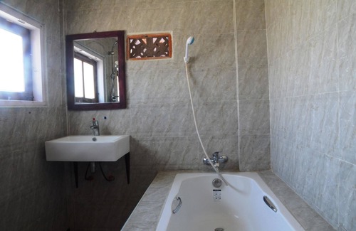 Yawnghwe Hotel | Golden Empress Hotel