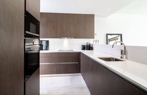 Marbella Ski Chalet | Golden Green - Marbella