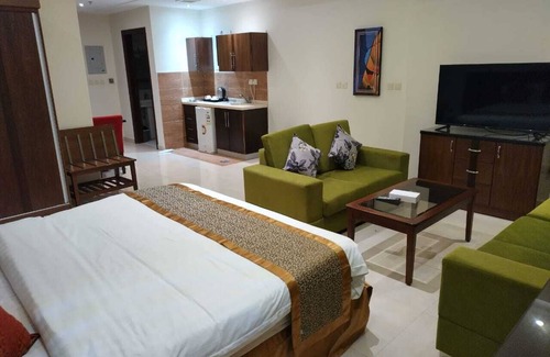 Hera Street Hotel | Golden New Hira Hotel
