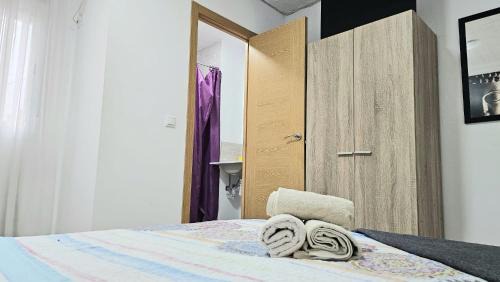 Playa de Gandia House | GOLDEN TOWER pensión Auto Check-in