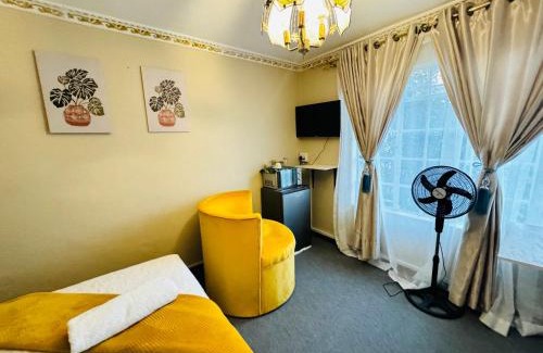 Mbabane Apartment | GoldenWays Motel Mbabane