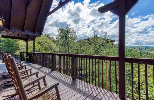 Gatlinburg - Pigeon Forge House | Goldilocks Cottage by Avada Properties
