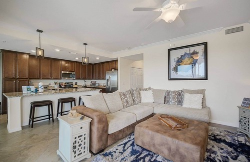 Braden River Condo | Golf Enthusiast's Paradise - Private Condo, Heated Pool, Tennis, Fitness Center, Gated Community!