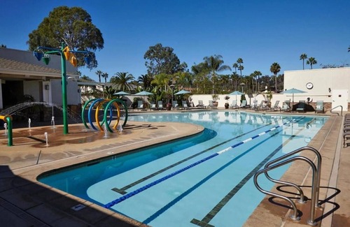 Rancho Santa Fe Hotel | Golf View Luxury | Spa, Pool & Dining Retreat in Sunny San Diego