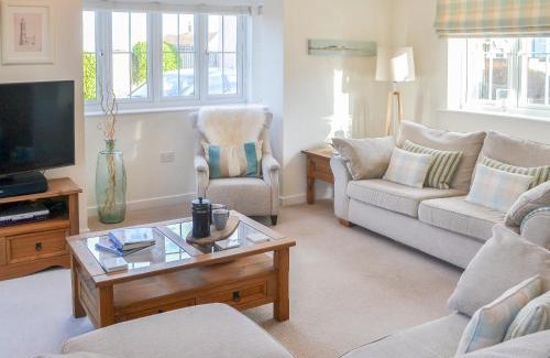 Beadnell House | Good Tides