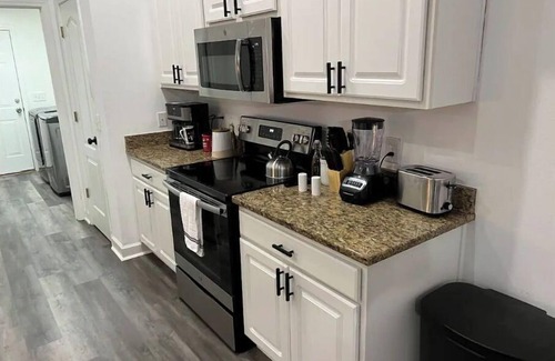 Emerald Shores House | Good Vibes On Gulf Near The Beach And Downtown