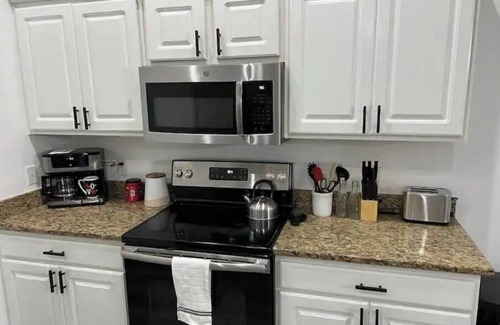 Emerald Shores House | Good Vibes On Gulf Near The Beach And Downtown