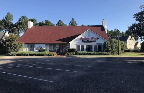 Red Hill Apartment | Gorgeous 2 Bedroom Condo in Legends Golf Community
