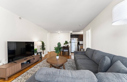 Brookline Apartment | Gorgeous 2BR Next to BU 8178