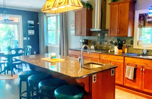 Lakeville House | Gorgeous 2nd Tier Lakefront Home with Lakeview, rights, short walk to marina