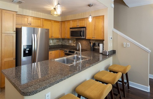 Kapolei House | Gorgeous 3 Bedroom 2.5 Bath Townhouse at Ko Olina Resort Close to Lagoons/Golf