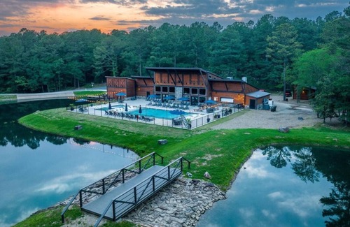 Broken Bow House | Gorgeous 3 story home, Inviting Bourbon Room, Poker table, Life-size chess, Pet Friendly
