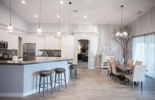 Fort Mohave House | Gorgeous 5-Star Home on the Lake, near Laughlin/Bullhead Casinos & Lake Mohave