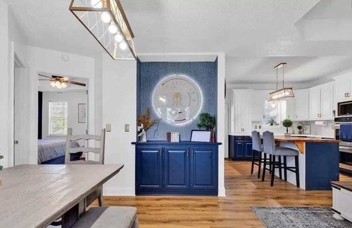 Myrtle Beach House | Gorgeous 5BR on the Lake | King Beds + Porch Views, Site 6028