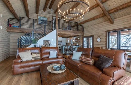 Alpine Northeast Cabin | Gorgeous Alpine Hollow - HotTub - on 3 acres