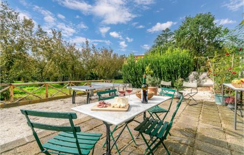 Capranica Apartment | Gorgeous Apartment In Capranica Vt