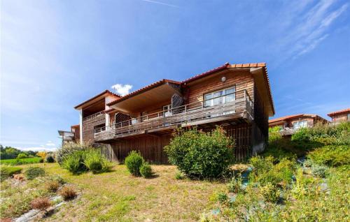 Cassen Apartment | Gorgeous Apartment In Cassen With Swimming Pool