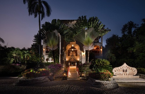 North Coast Villa | Gorgeous Balaji Palace with Private Beach